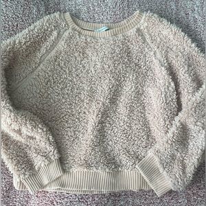 Cropped light pink sweatshirt